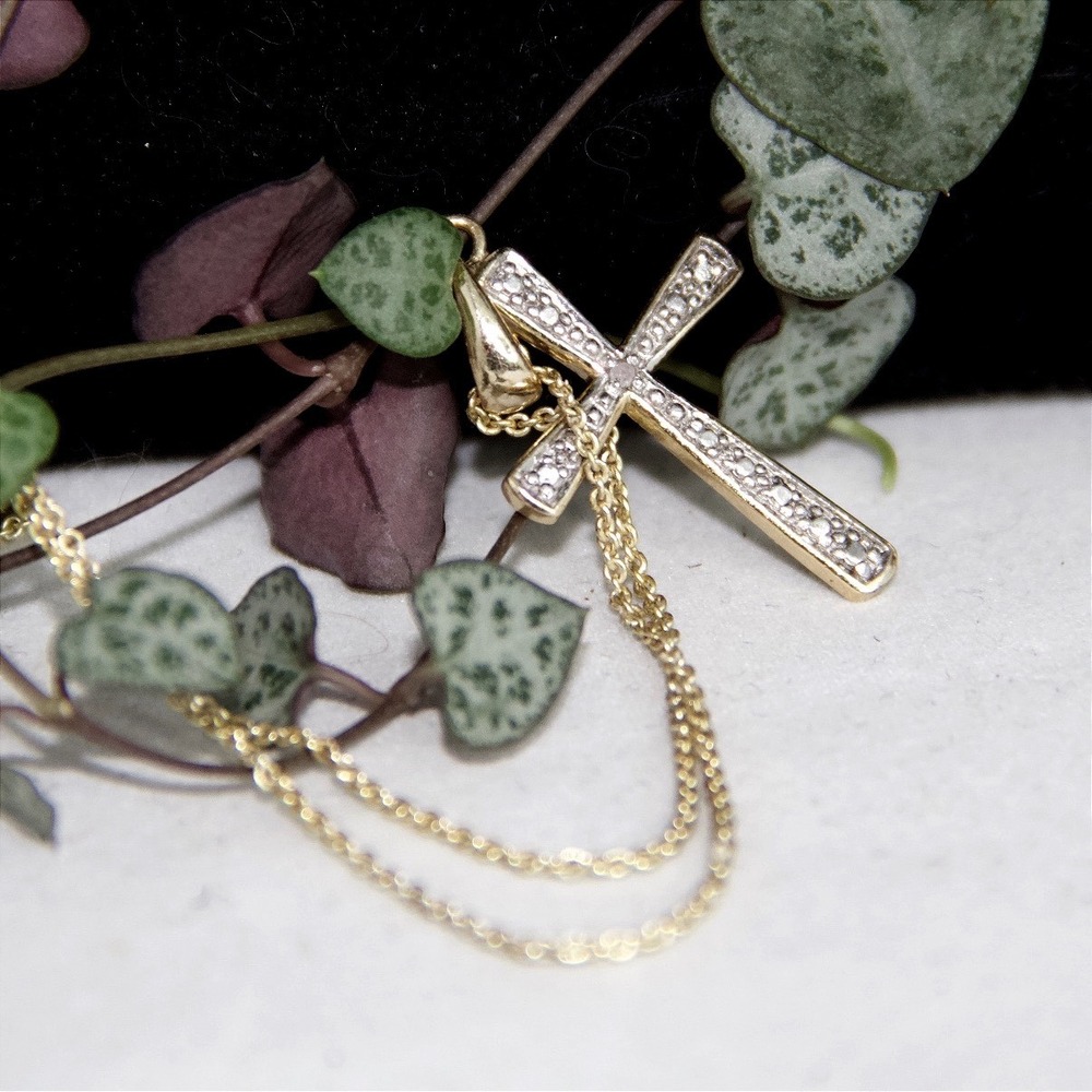 14k Gold Plated Sterling Silver Pave Cross Pendant Necklace 18 Inch Chain 925